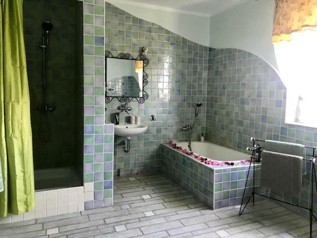 Lakorz Dom Goscinny Lerka - 240 M2 Mazury Jeziora Lasy מראה חיצוני תמונה